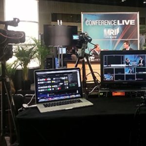 Laptop Live Streaming + Operator